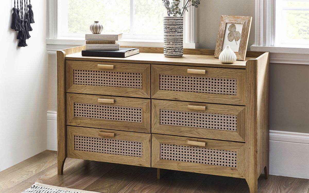 1200 wide chest store of drawers